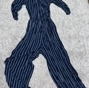 Hollister off the shoulder jumpsuit with pockets.